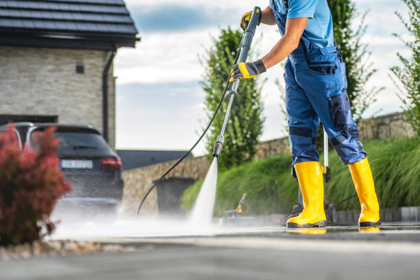 Best Fence Cleaning  in Crosby, ND